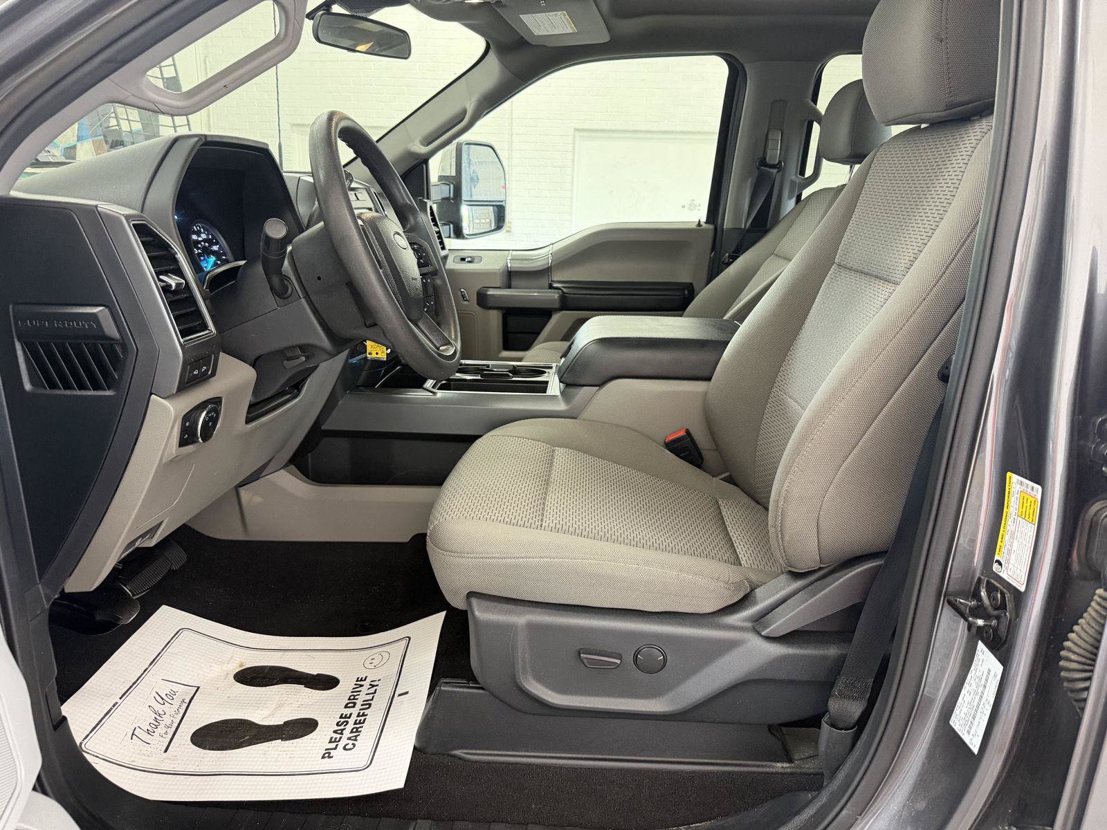 Certified 2022 Ford F250 XLT w/ XLT Premium Package AWD/4WD image 11