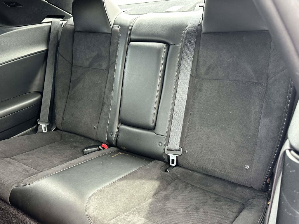 Used 2018 Dodge Challenger R/T Plus RWD image 13