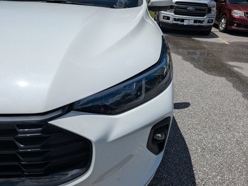 Certified 2025 Ford Escape ST-Line Elite w/ Premium Technology Package AWD/4WD image 12