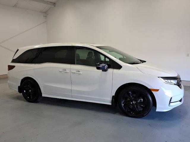 Used 2024 Honda Odyssey Sport image 2