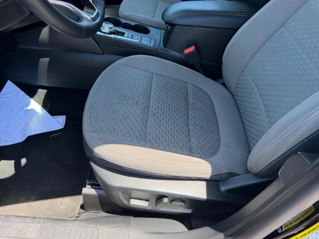 Certified 2021 Ford Escape SE w/ SE Sport Appearance Package AWD/4WD image 20