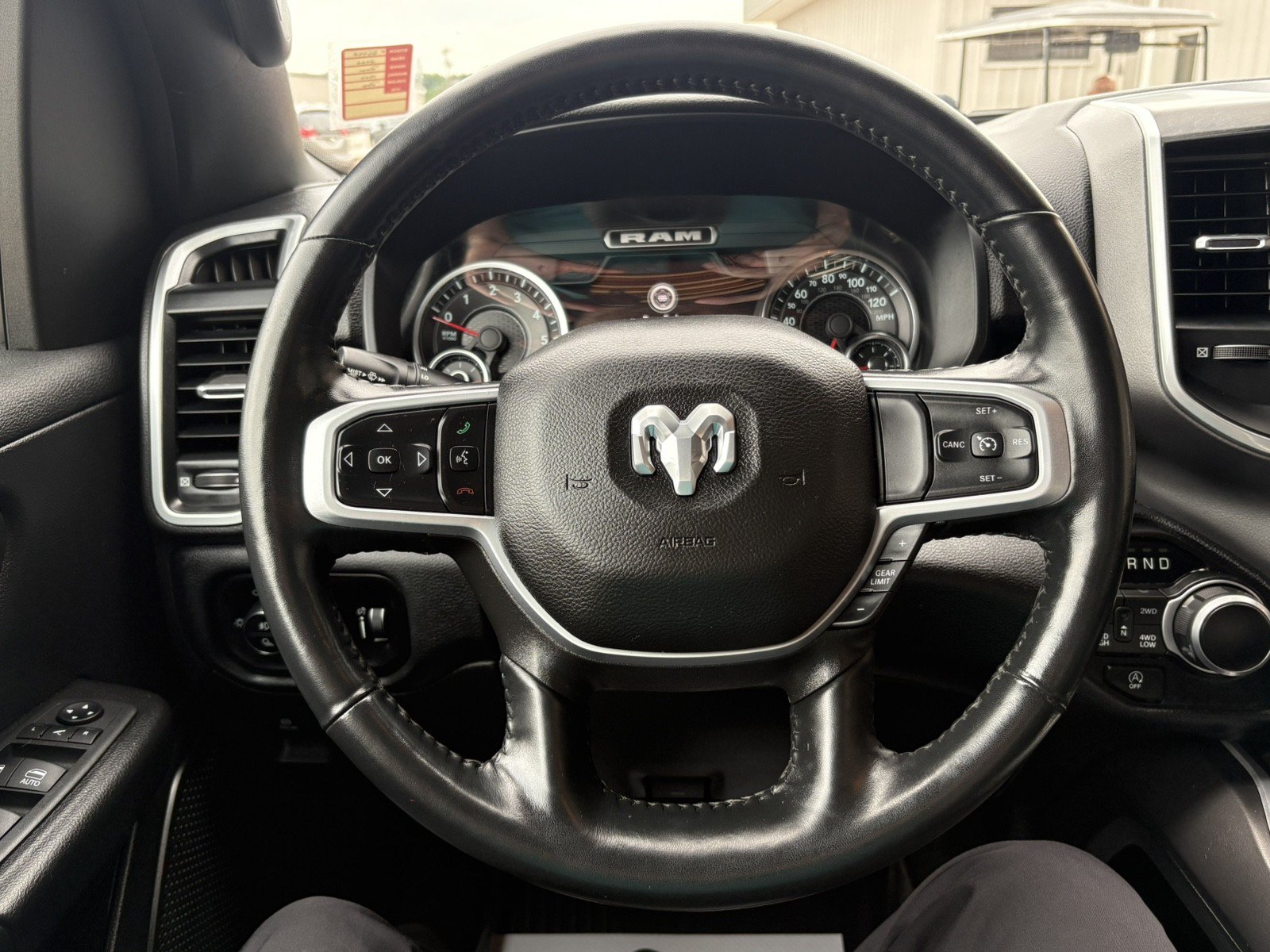 Used 2022 RAM 1500 Big Horn AWD/4WD image 15