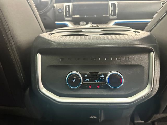 Certified 2025 Ford Expedition Platinum image 14