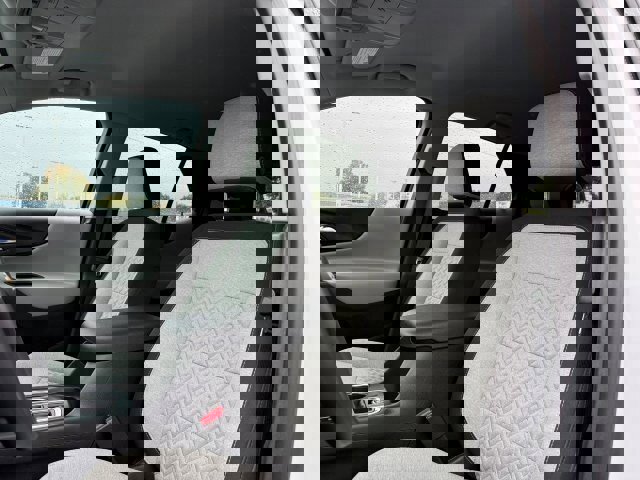 Used 2022 Chevrolet Equinox LT w/ LPO, Floor Liner Package image 15