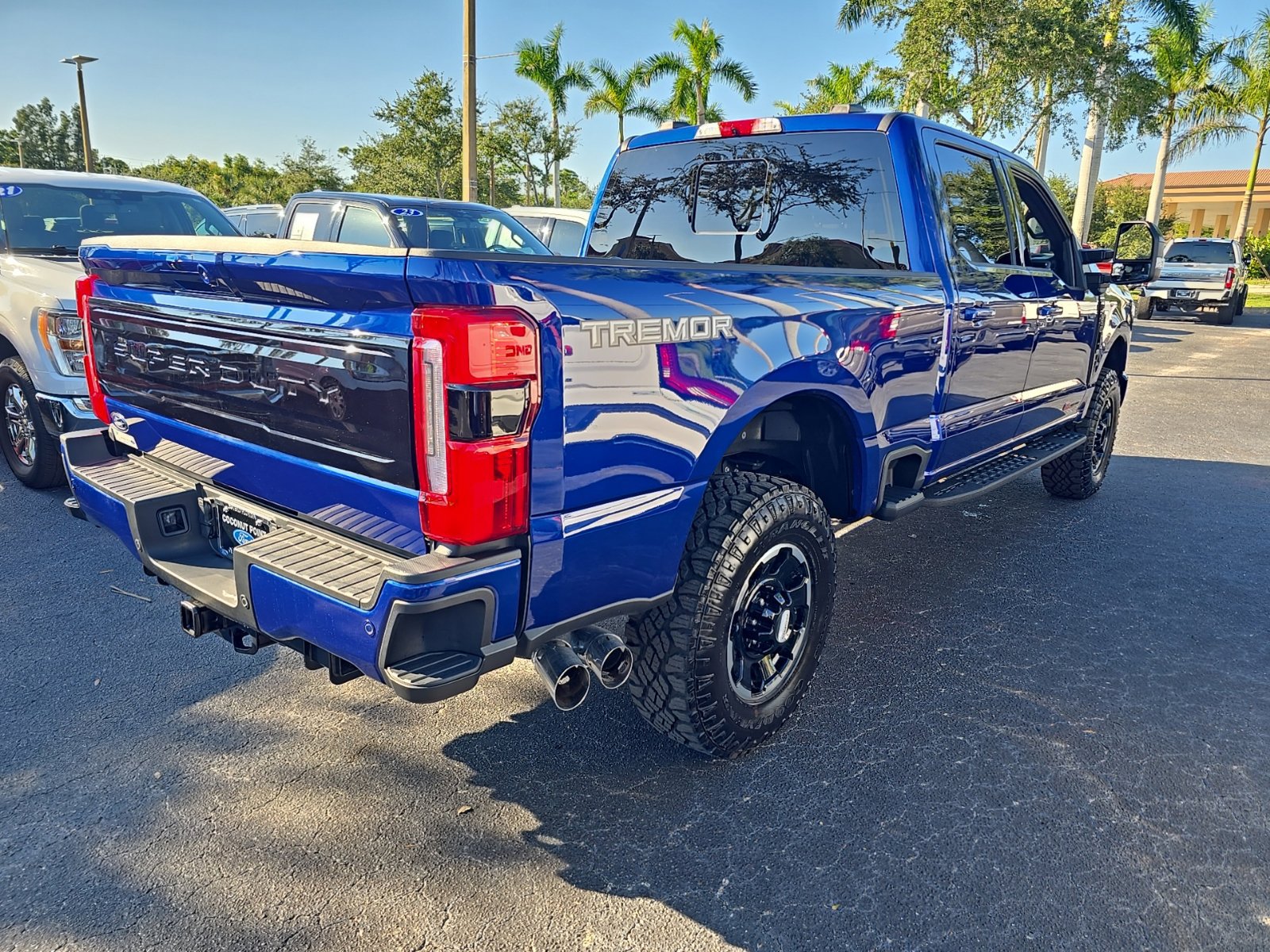 Certified 2026 Ford F250 Platinum w/ Tremor Off-Road Package AWD/4WD image 4