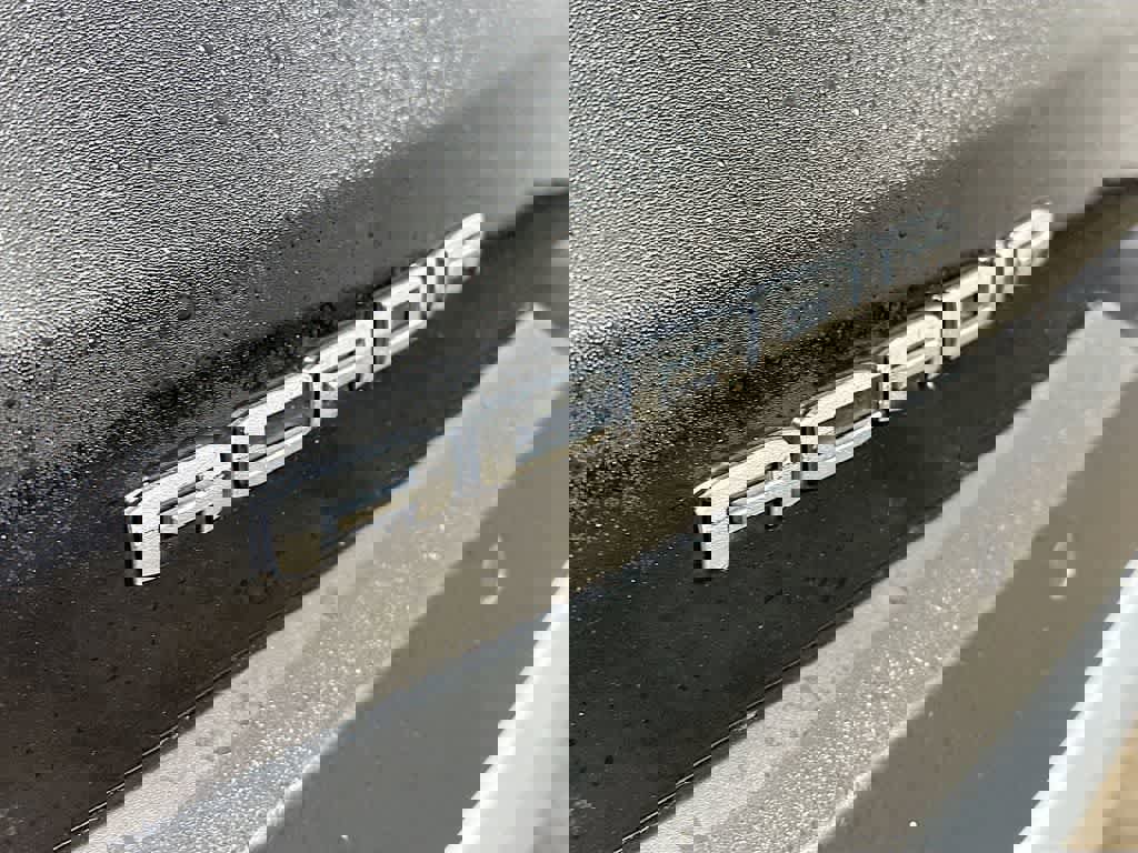 Used 2023 GMC Acadia SLT w/ Preferred Package image 10