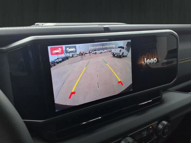 Used 2026 Jeep Wrangler Unlimited Sahara image 24