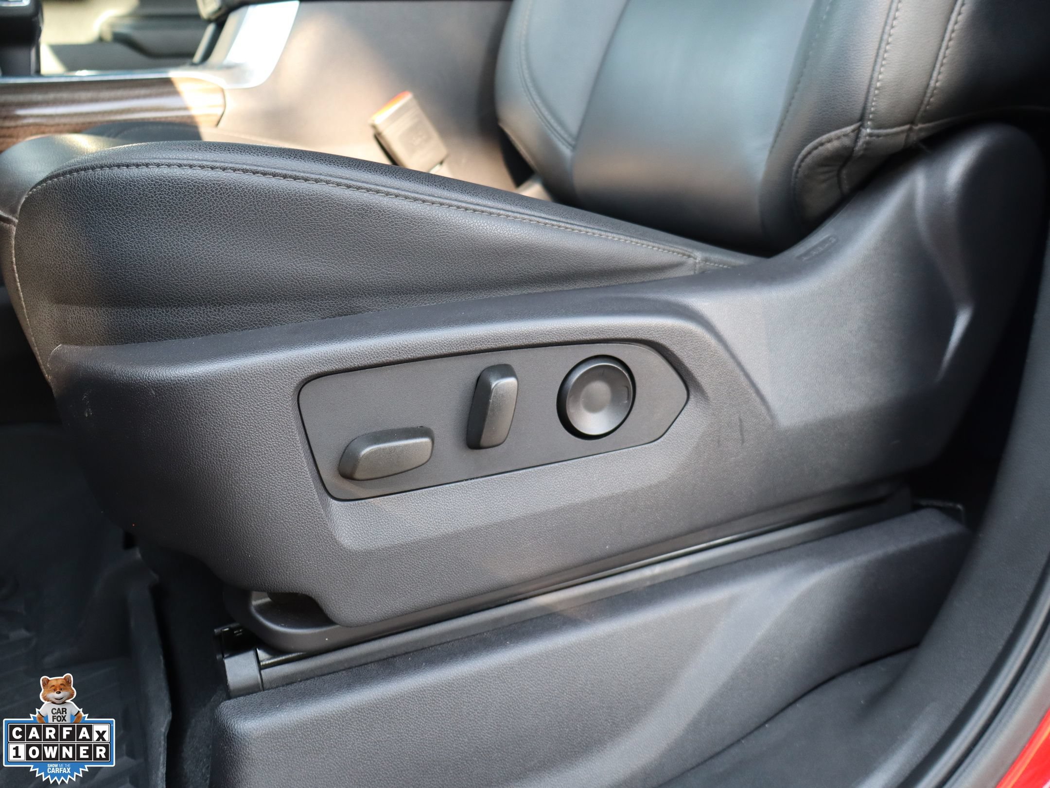 Used 2024 Chevrolet Silverado 1500 LT Trail Boss w/ Convenience Package II AWD/4WD image 14