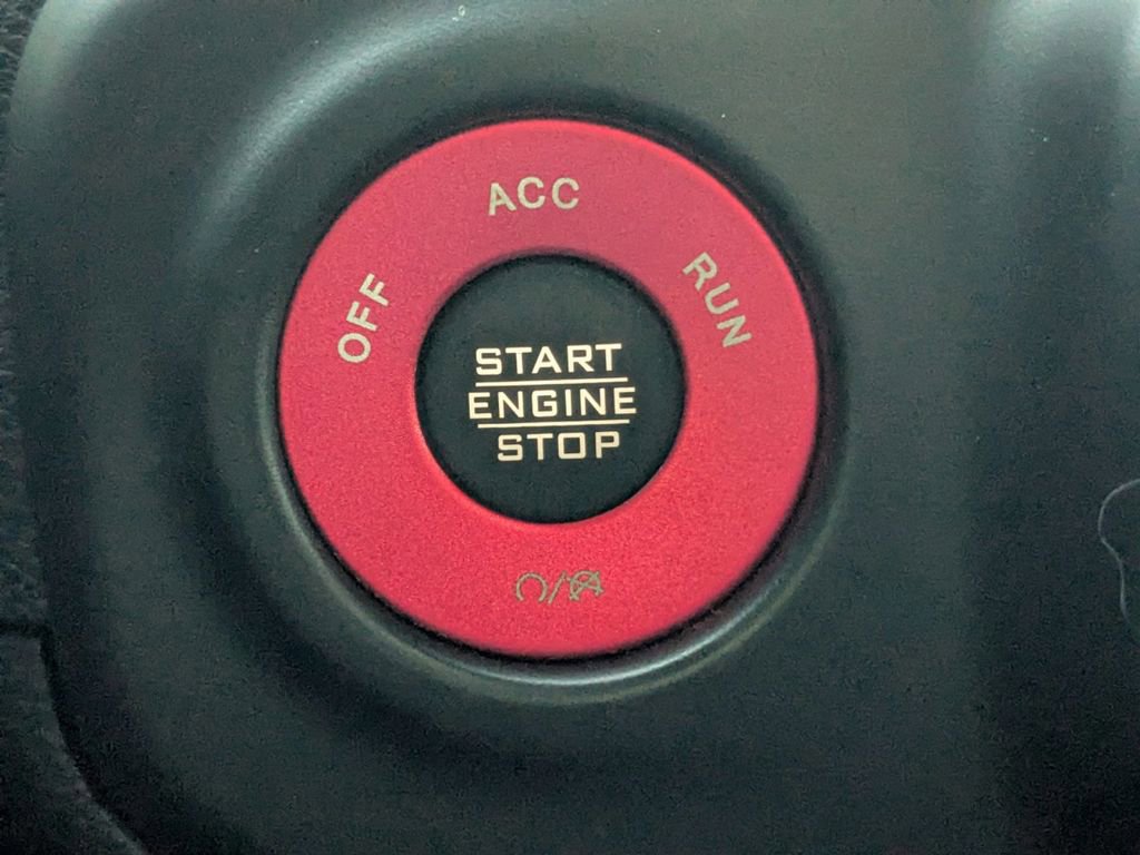 Used 2022 Jeep Wrangler Unlimited Rubicon image 30