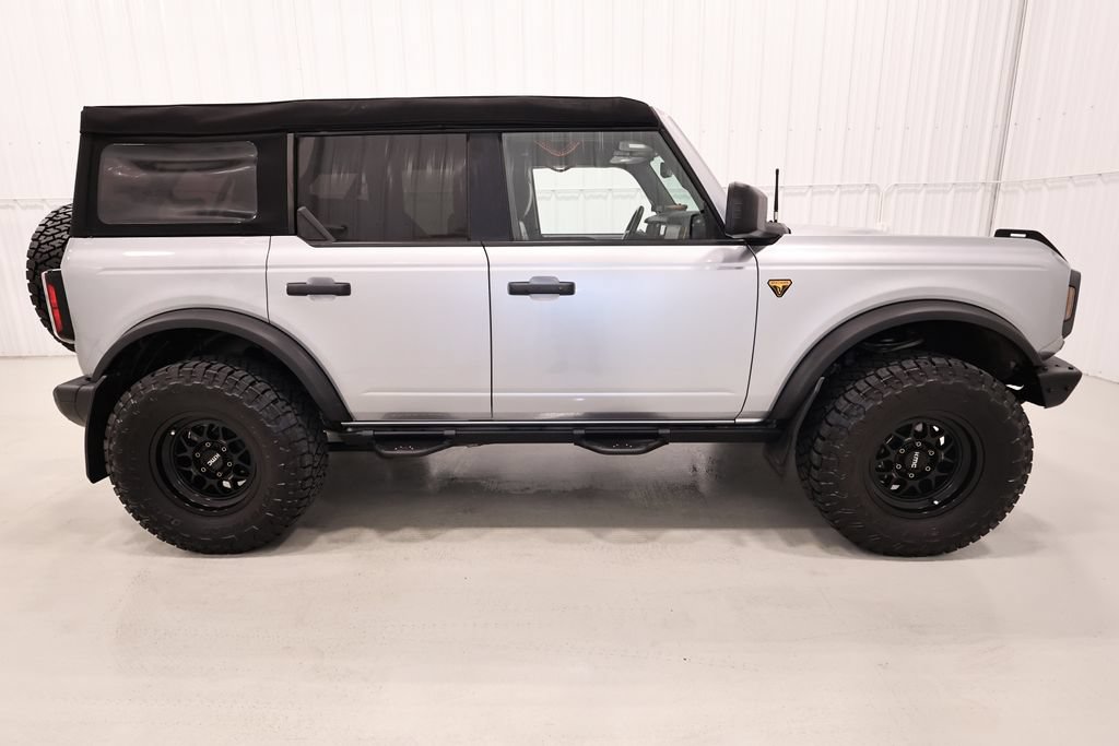Certified 2024 Ford Bronco Badlands AWD/4WD image 2