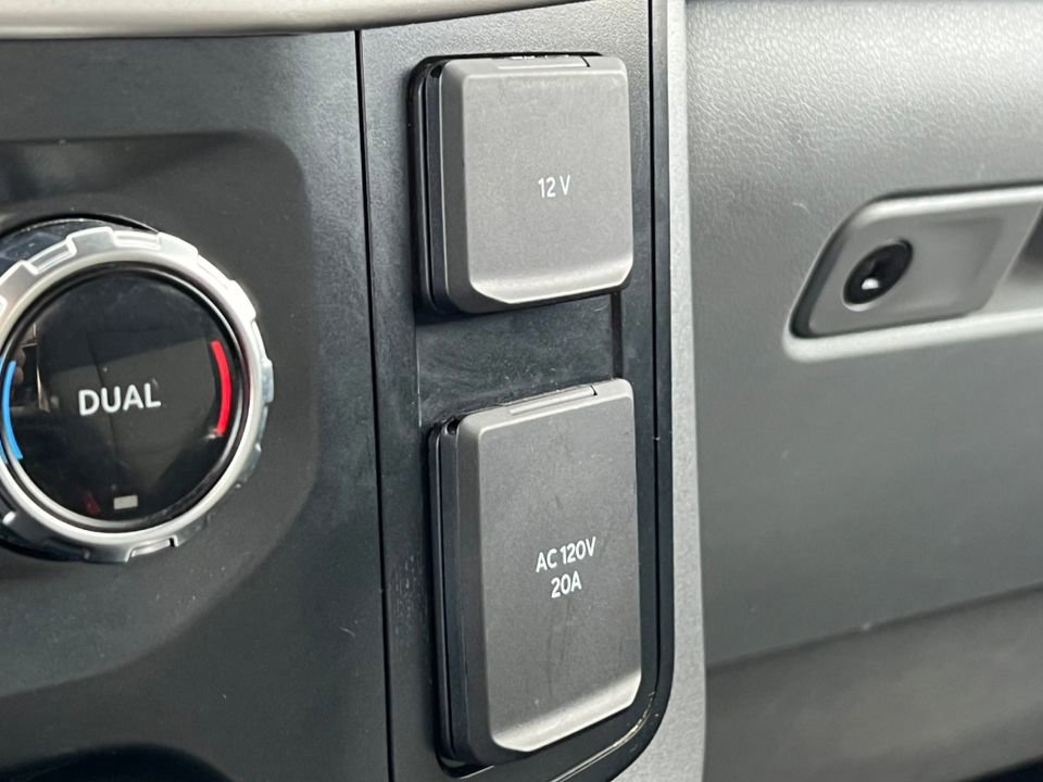 Certified 2022 Ford F150 XLT w/ Equipment Group 301A Mid image 34