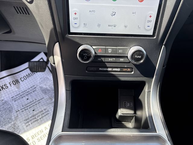 Certified 2024 Ford Edge SEL w/ Convenience Package image 32