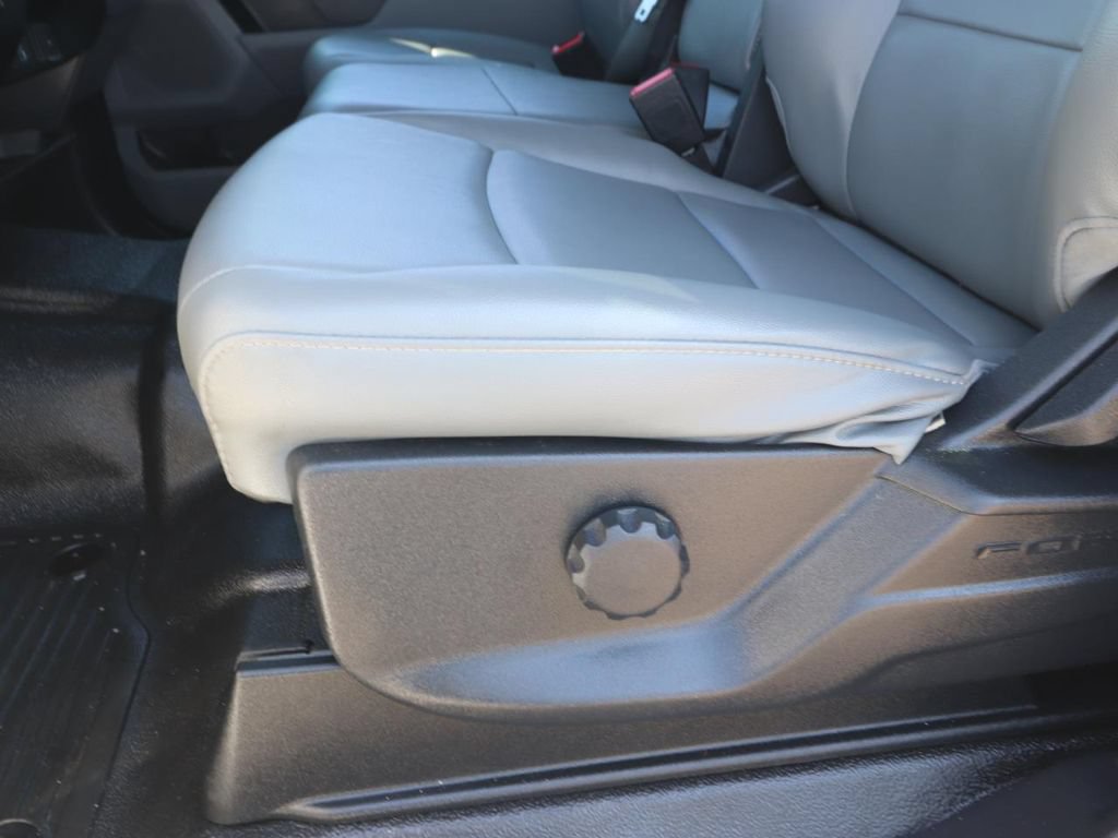 Certified 2024 Ford F550 4x4 Crew Cab Super Duty image 17