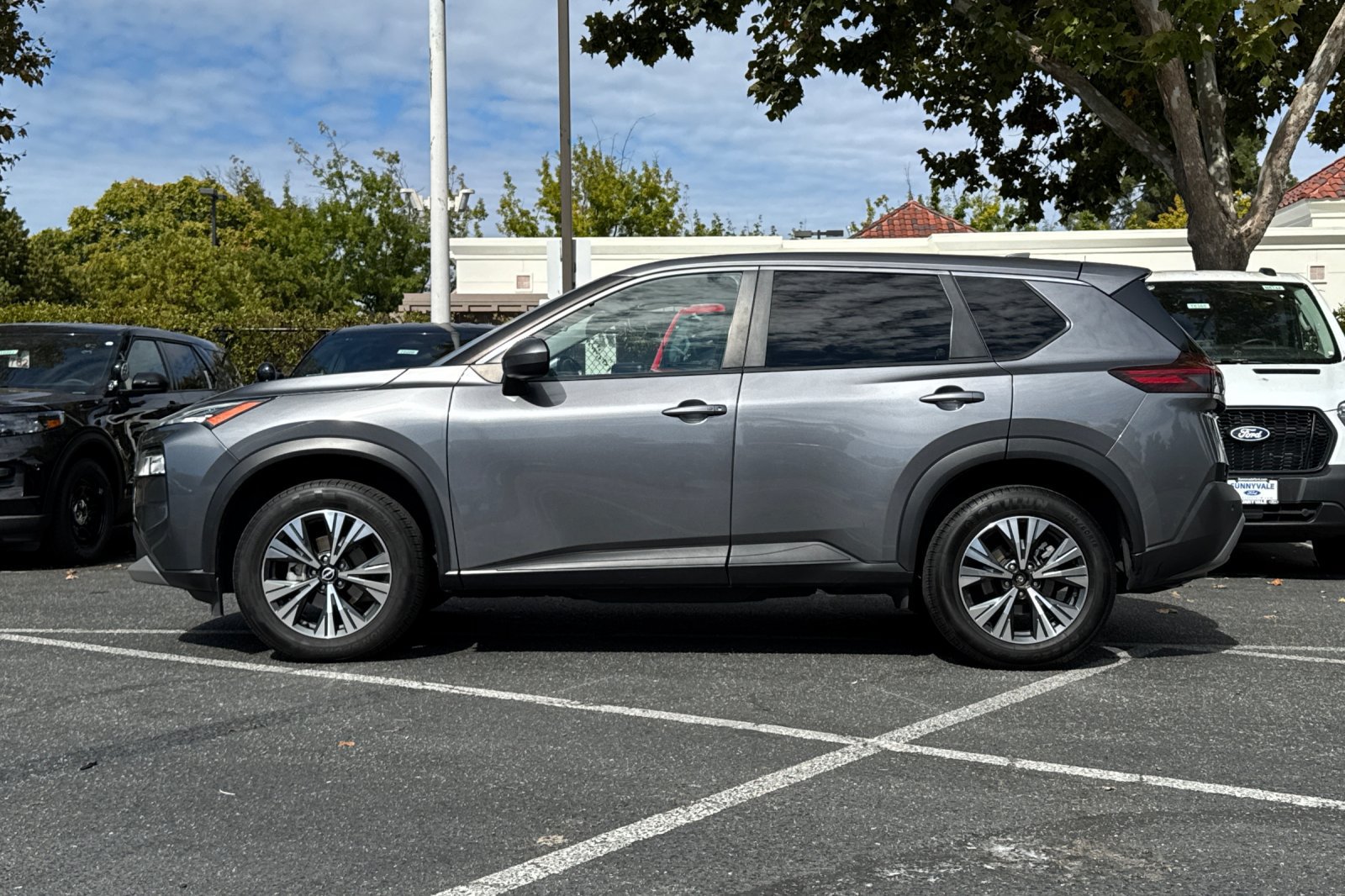 Used 2023 Nissan Rogue SV AWD/4WD image 8
