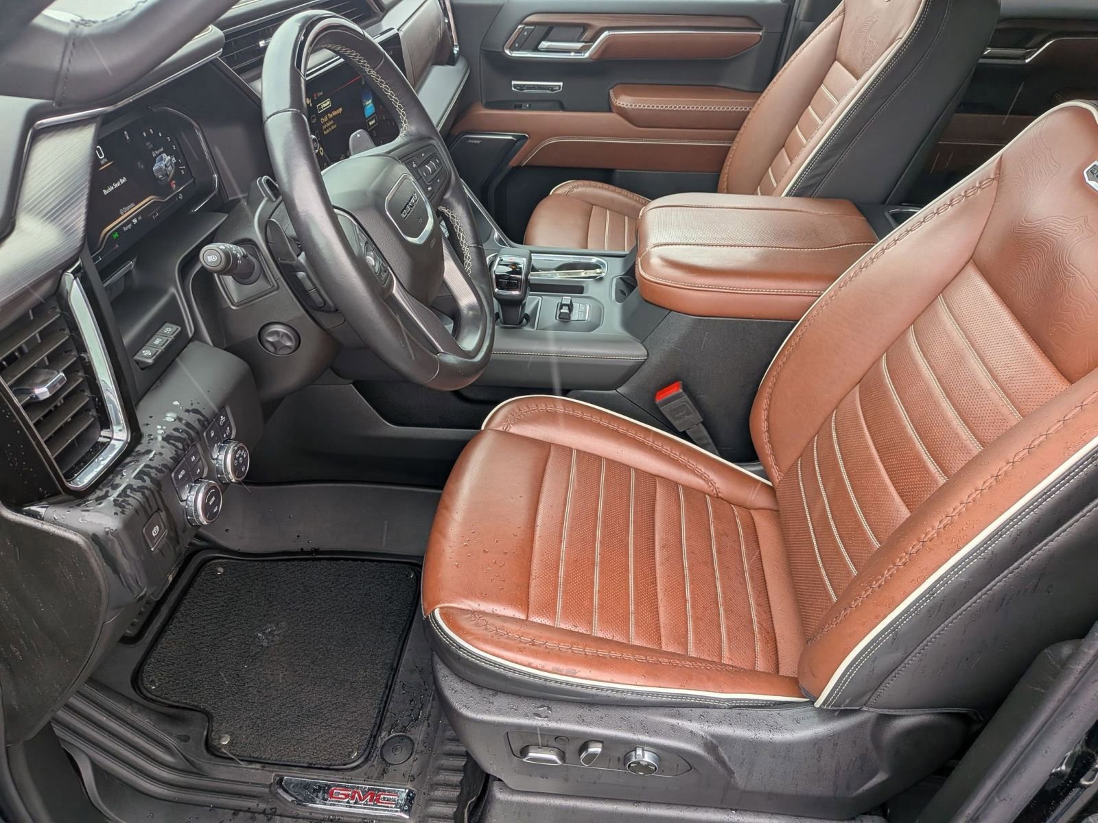 Used 2024 GMC Sierra 1500 Denali Ultimate AWD/4WD image 12