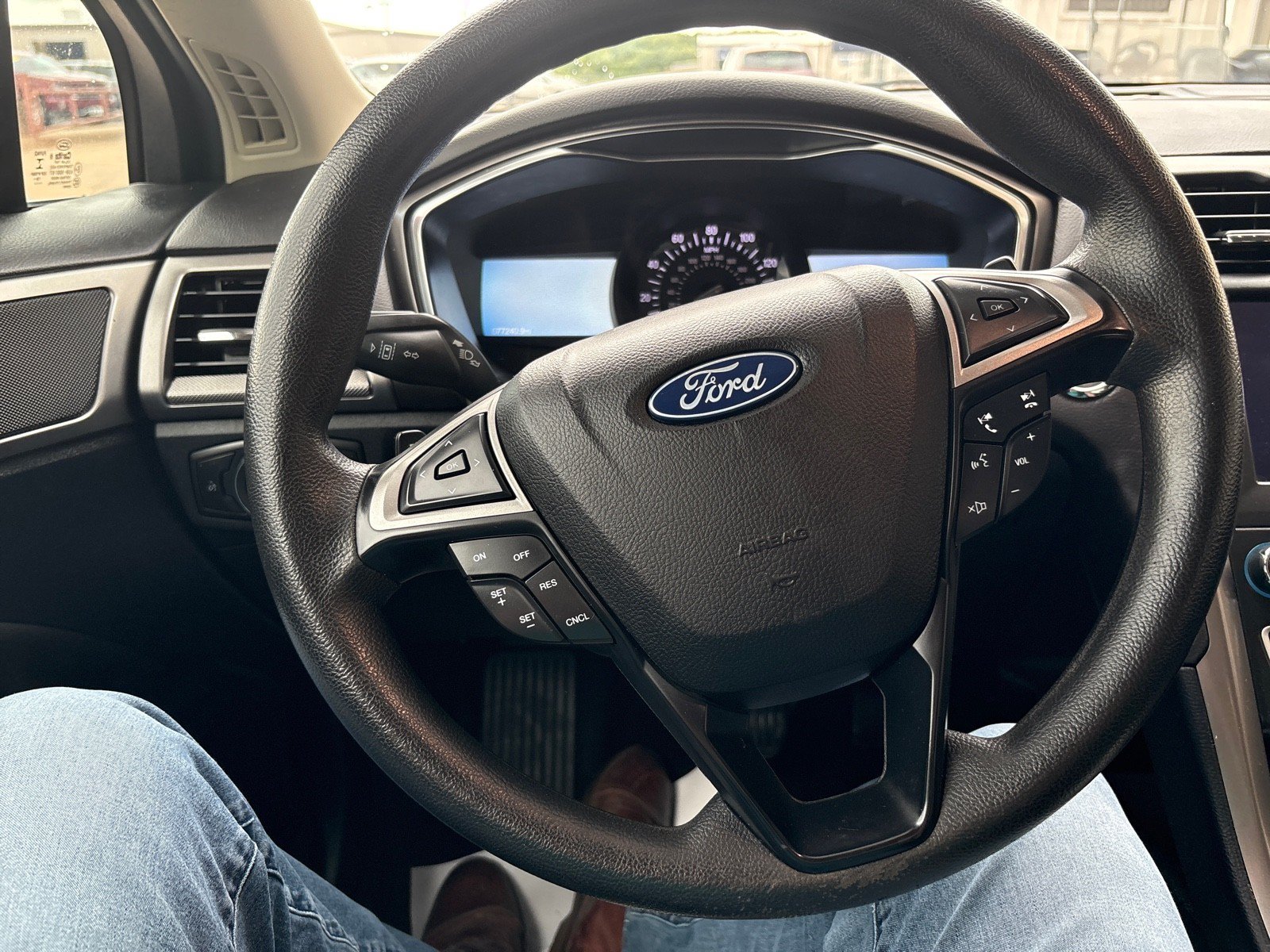 Certified 2020 Ford Fusion SE AWD/4WD image 13