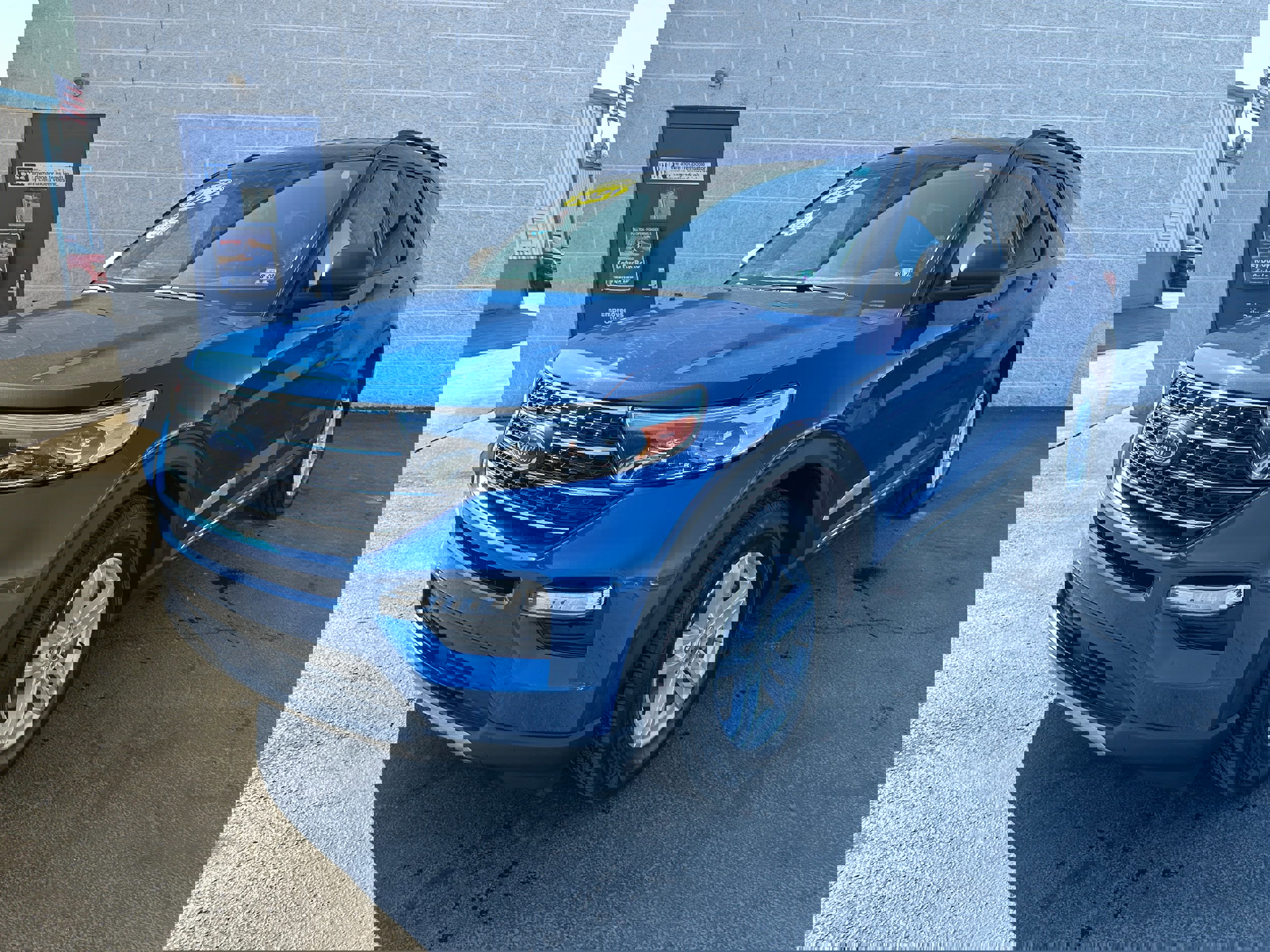 Certified 2021 Ford Explorer XLT w/ Equipment Group 202A image 2