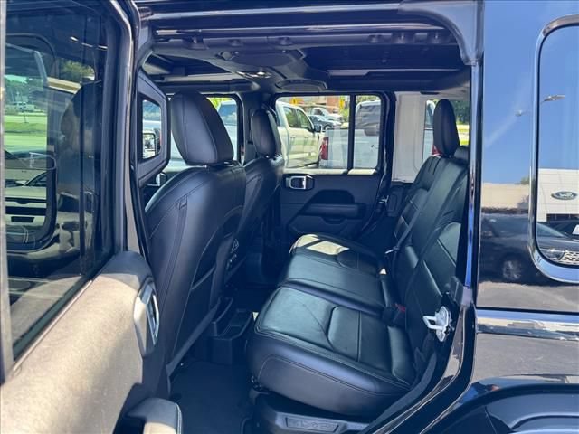Used 2023 Jeep Wrangler Unlimited Sahara w/ Cold Weather Group AWD/4WD image 13
