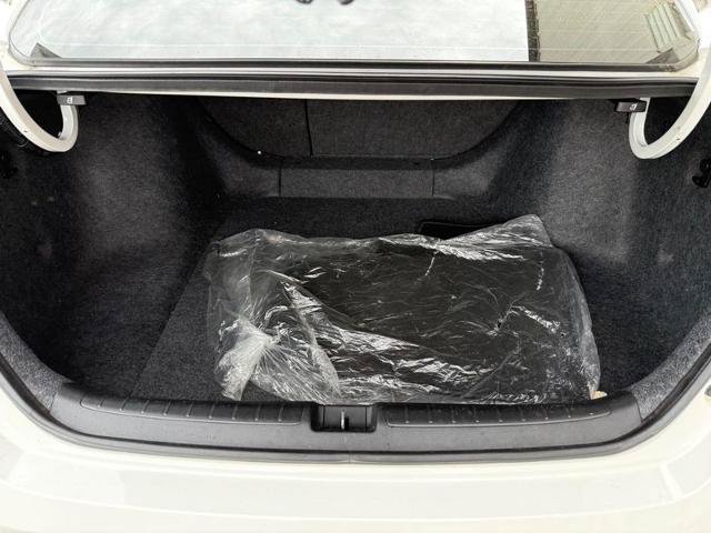 Used 2019 Honda Accord Touring image 5