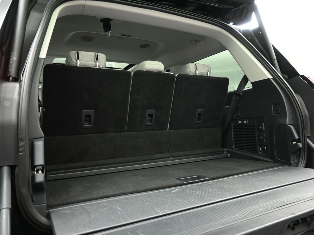 Certified 2025 Ford Expedition Active image 50