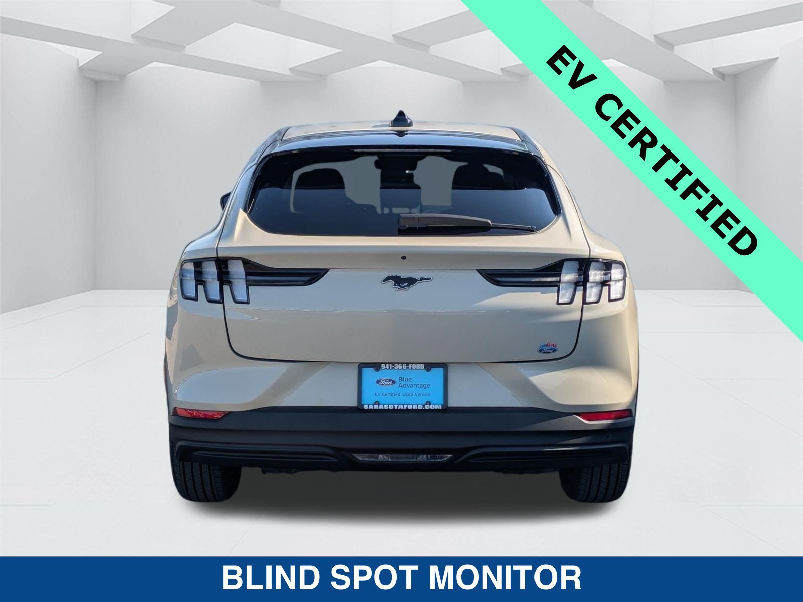 Certified 2025 Ford Mustang Mach-E Select RWD image 5