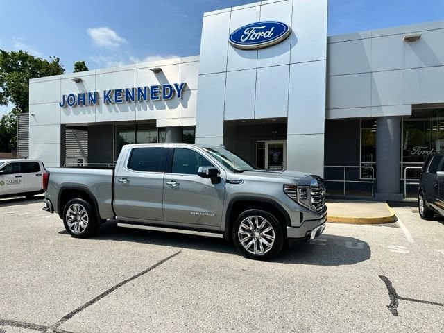Used 2025 GMC Sierra 1500 Denali w/ Denali Reserve Package AWD/4WD image 28