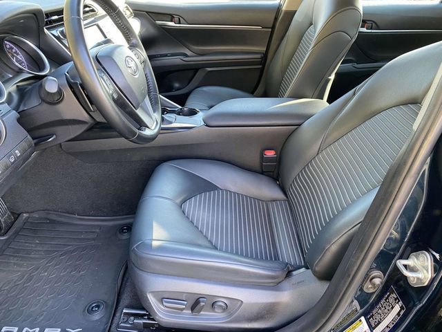Used 2019 Toyota Camry SE image 16