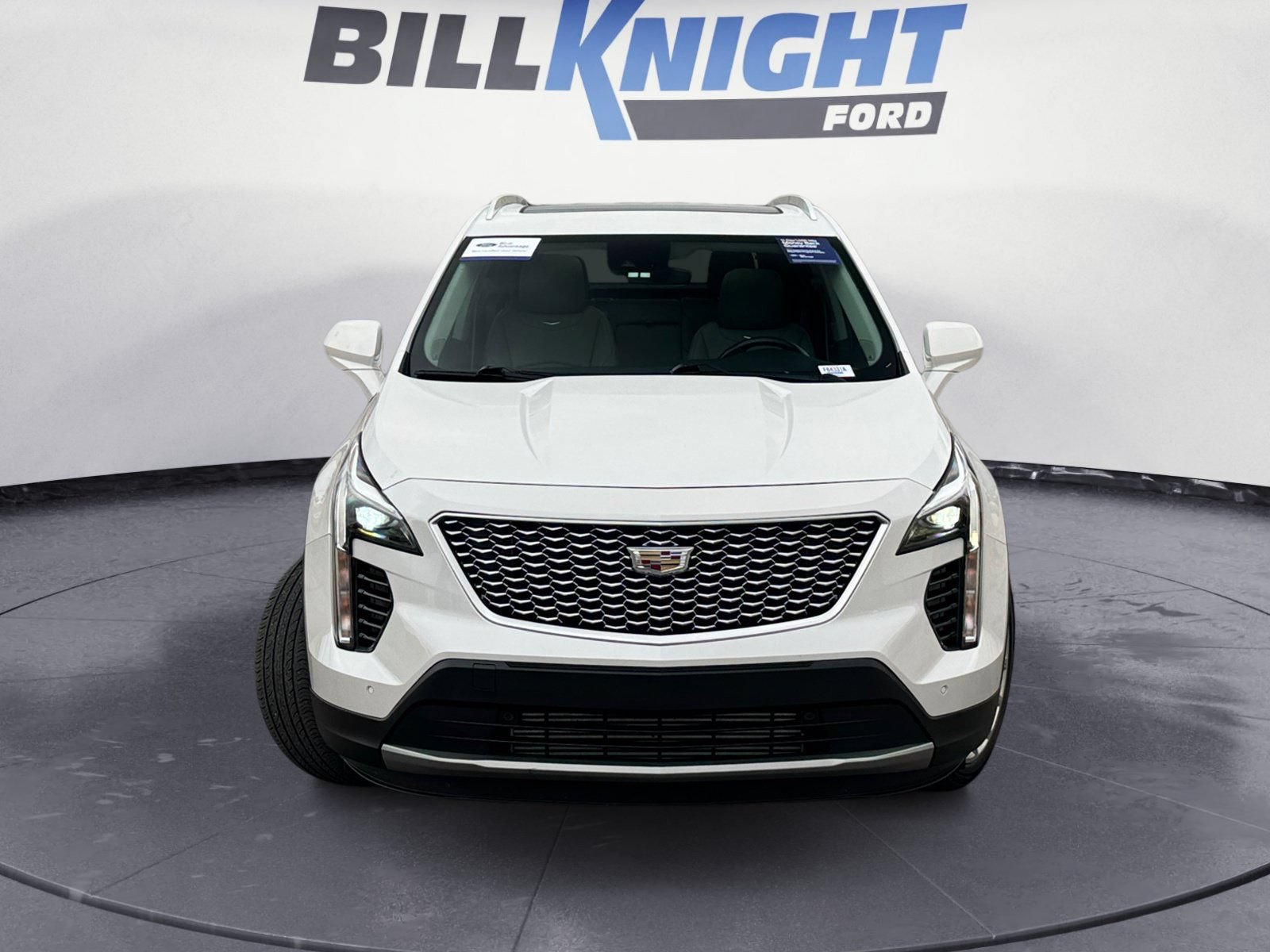Used 2020 Cadillac XT4 Premium Luxury w/ LPO, Radiant Package FWD image 8