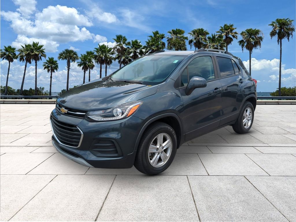 Used 2021 Chevrolet Trax LT AWD/4WD image 3