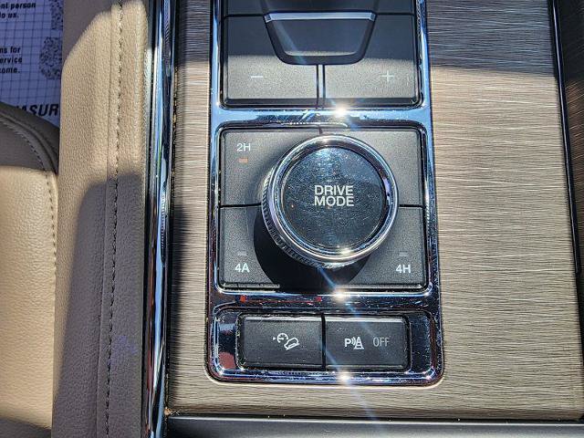 Certified 2024 Ford Expedition Limited AWD/4WD image 22