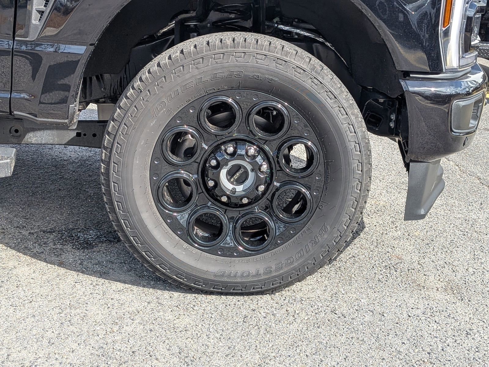 Certified 2026 Ford F250 Lariat w/ Black Appearance Package image 12