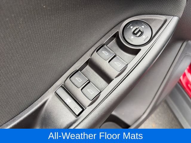 Certified 2017 Ford Focus SE FWD image 17