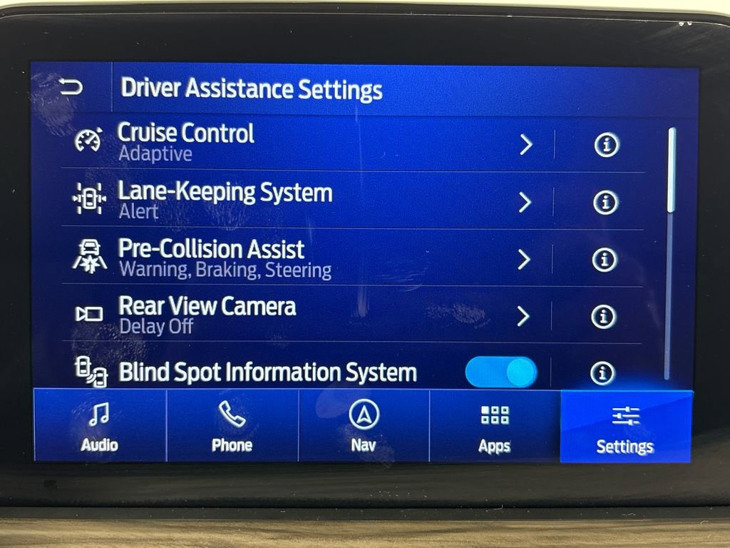 Certified 2020 Ford Escape Titanium FWD image 26