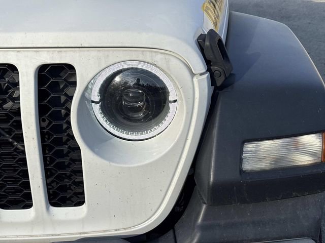 Used 2022 Jeep Gladiator Sport w/ Trailer Tow Package image 10