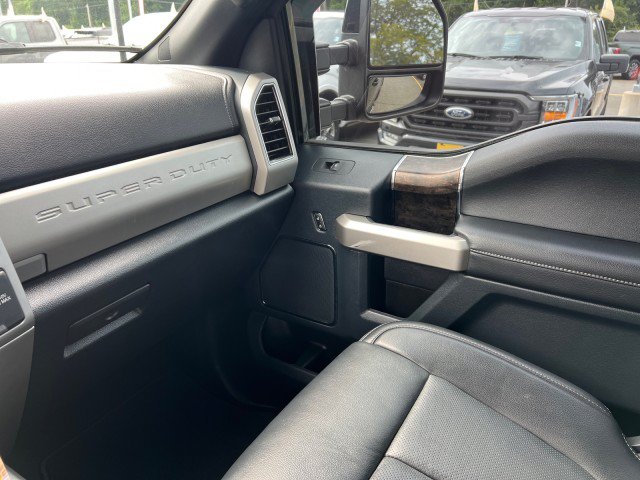 Certified 2022 Ford F350 Lariat w/ Lariat Value Package AWD/4WD image 22