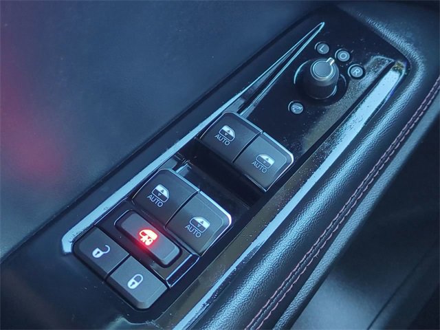 Used 2025 Jeep Wagoneer S Limited image 24