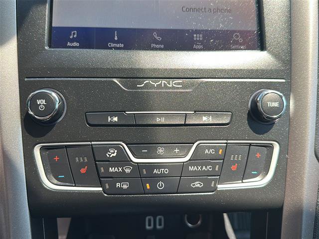 Certified 2020 Ford Fusion SE AWD/4WD image 23