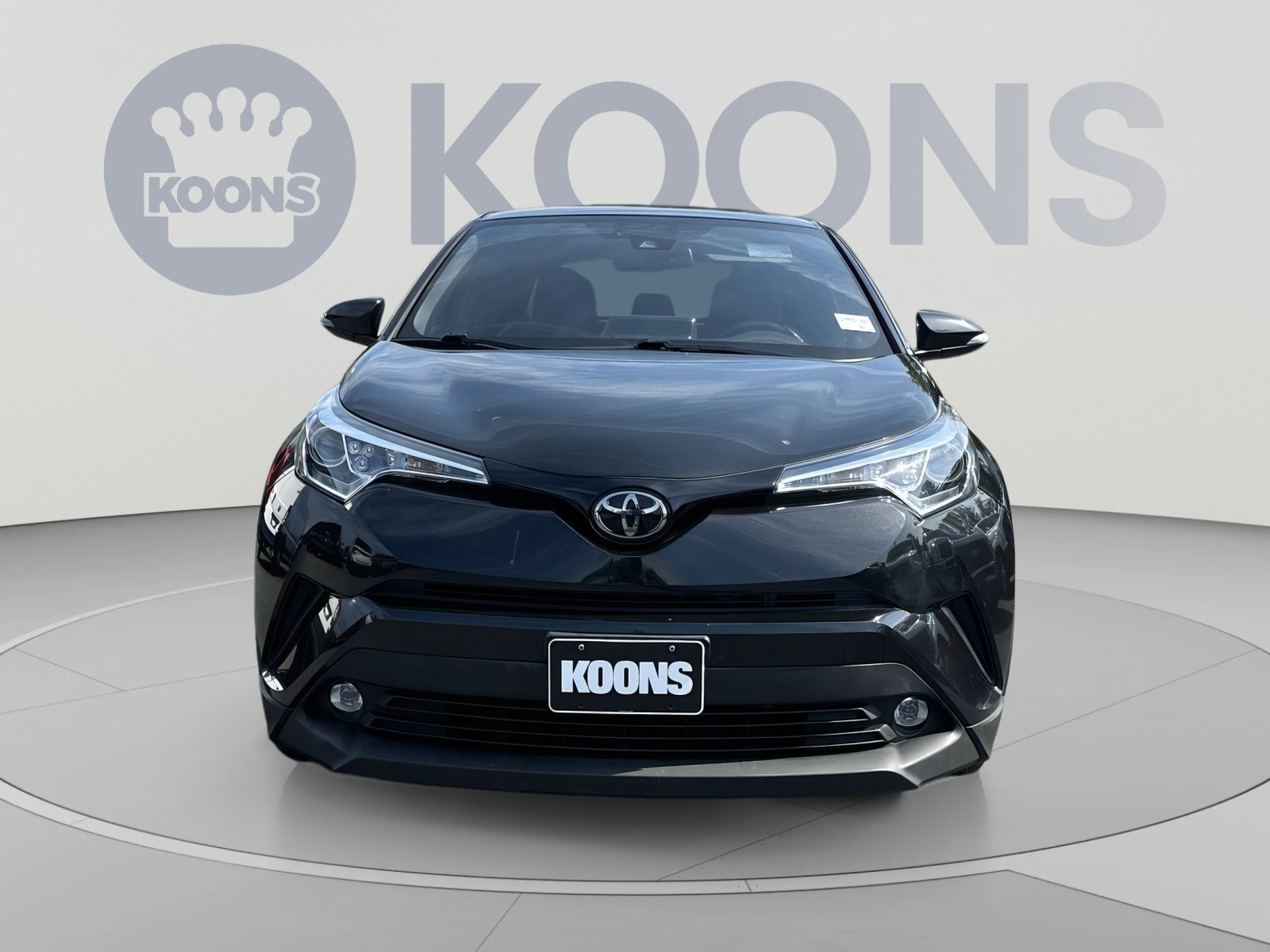 Used 2019 Toyota C-HR Limited FWD image 4