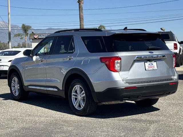 Certified 2023 Ford Explorer XLT image 2