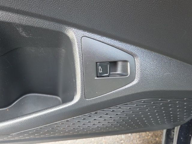 Used 2019 Volkswagen Jetta SEL FWD image 21