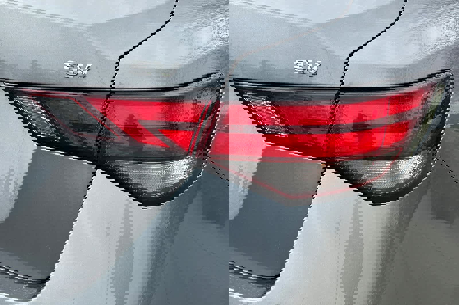 Used 2024 Nissan Sentra SV image 26