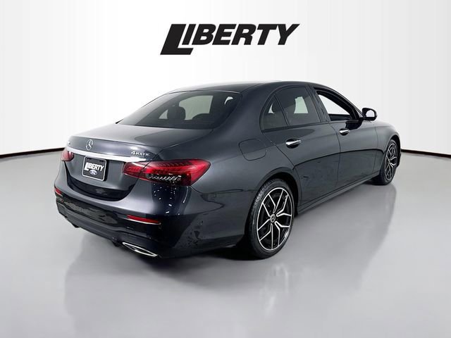 Used 2021 Mercedes-Benz E 350 4MATIC Sedan image 5