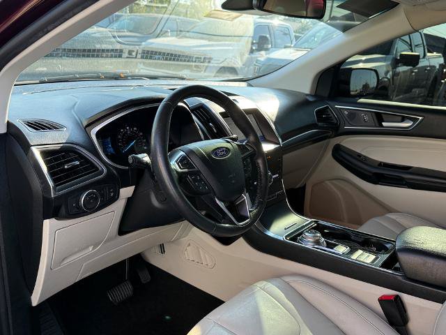 Certified 2020 Ford Edge Titanium AWD/4WD image 13
