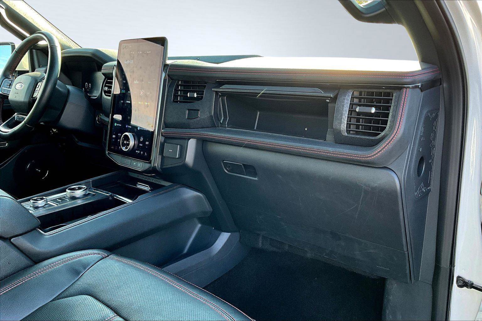Certified 2022 Ford Expedition Max Limited image 22