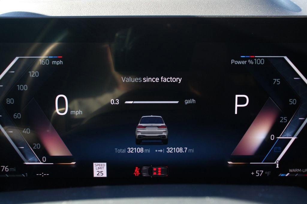 Used 2023 BMW X7 xDrive40i w/ M Sport Package image 32