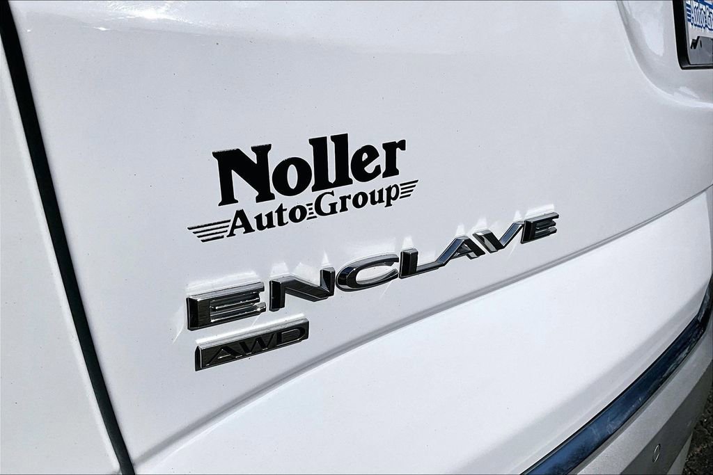 Used 2024 Buick Enclave Premium image 10