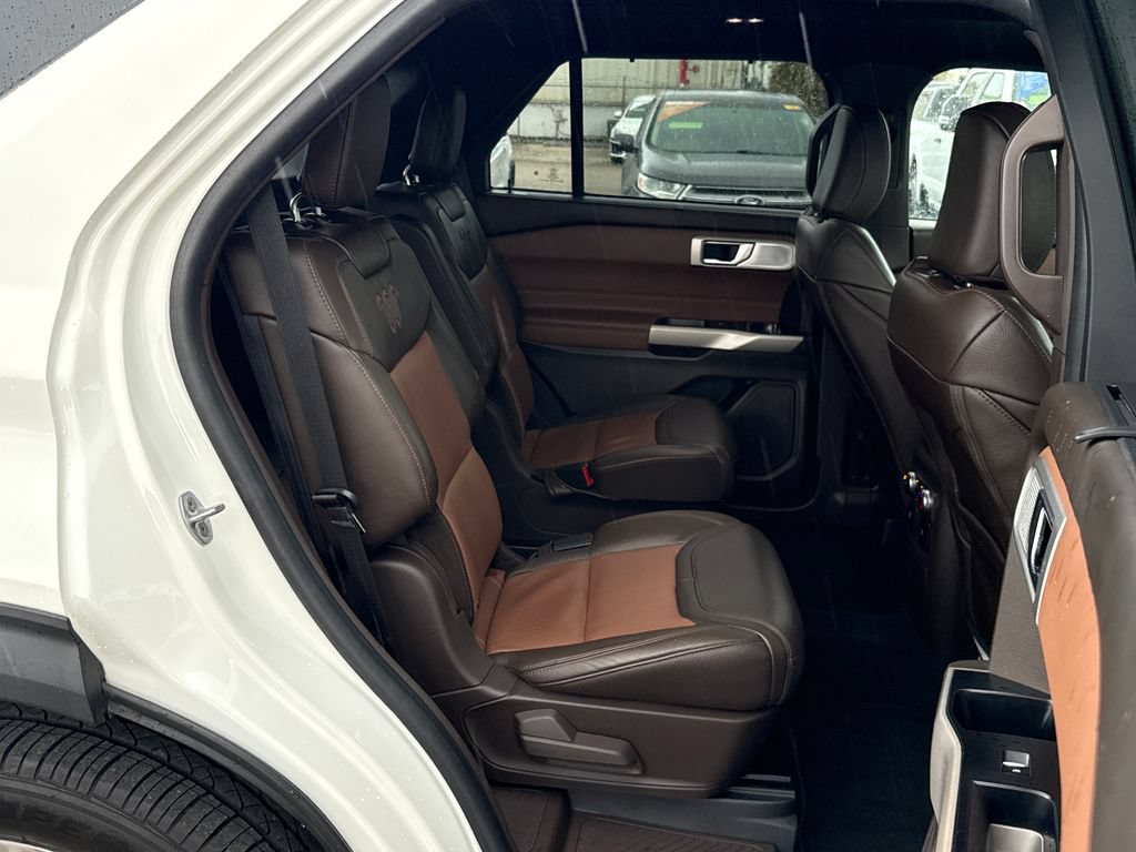 Certified 2023 Ford Explorer King Ranch w/ Technology Package RWD image 29