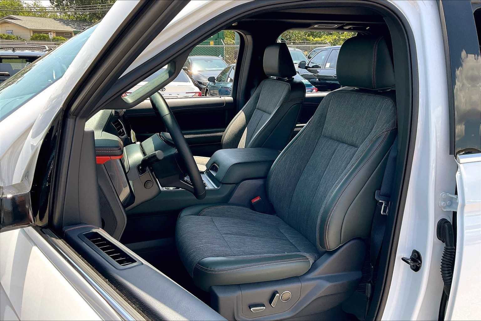 Certified 2024 Ford Expedition Timberline image 17
