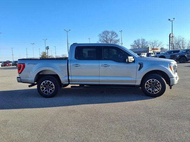 Certified 2022 Ford F150 XLT w/ Equipment Group 302A High image 6