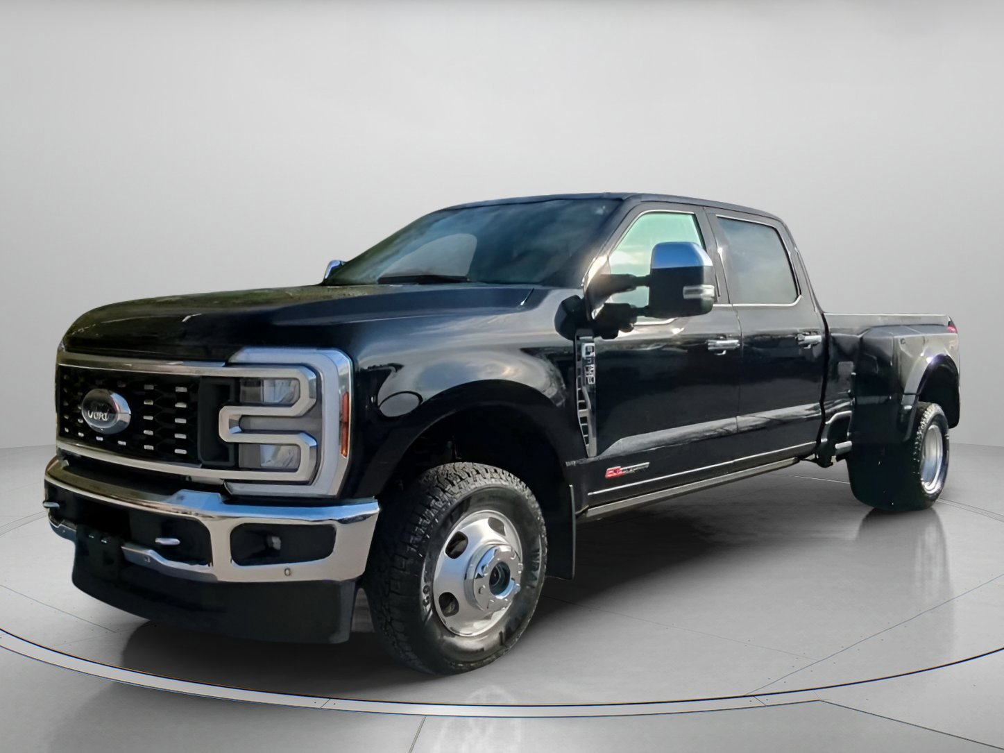 Certified 2024 Ford F350 Lariat w/ Lariat Ultimate Package image 4